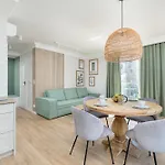 Stylowy 400 M Od Plazy By Renters Daire *