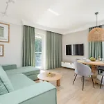 Stylowy 400 M Od Plazy By Renters
