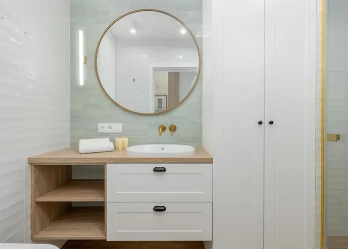 Stylowy 400 M Od Plazy By Renters Dziwnówek