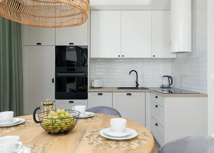 شقة Stylowy 400 M Od Plazy By Renters